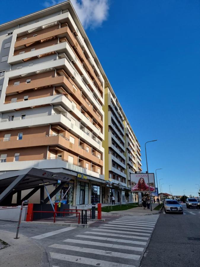 Regina Apartment Podgorica Eksteriør billede